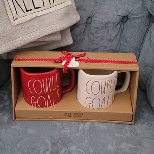RAE DUNN MUG SET